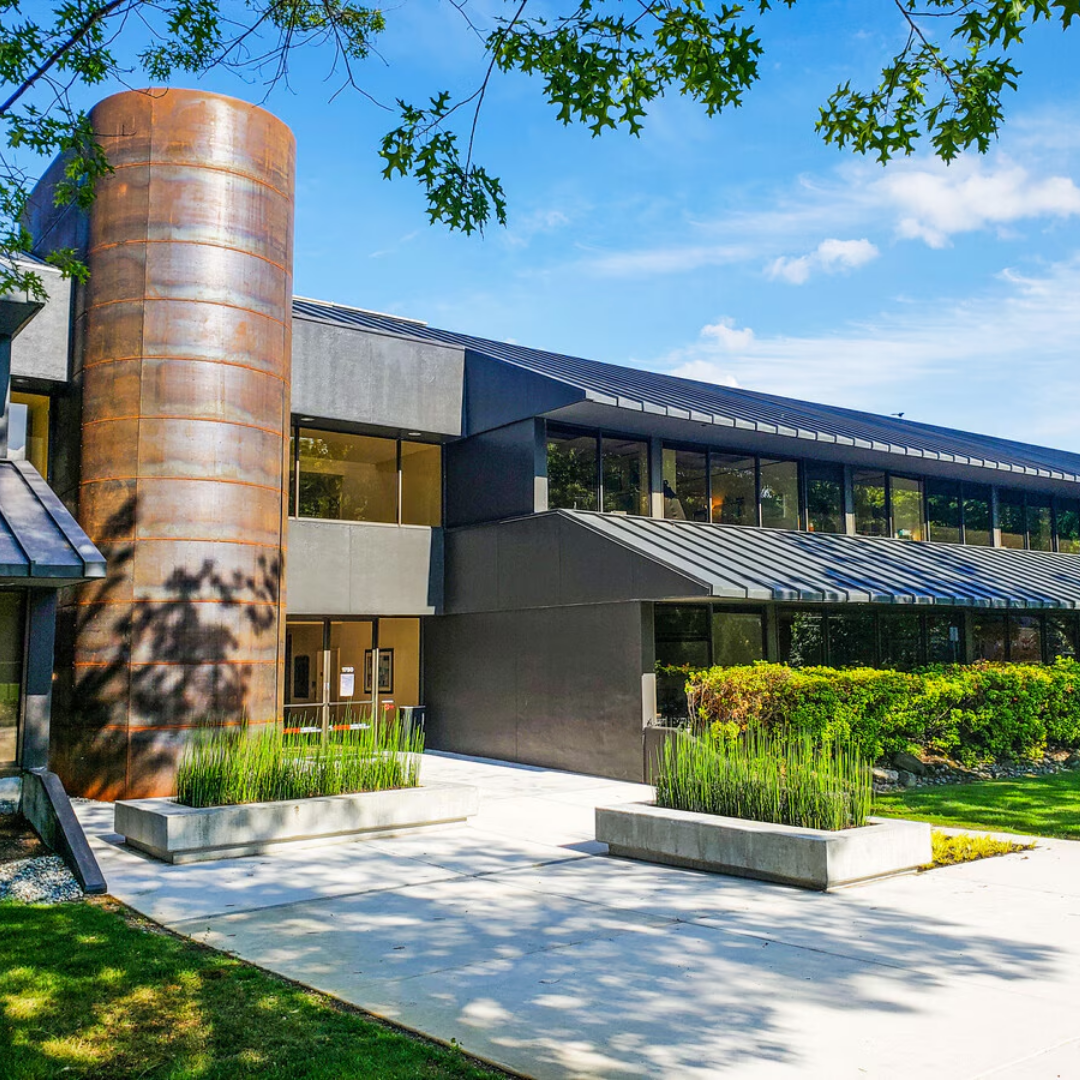 The medical building at 1750 112th Ave NE in Bellevue, Washington, home of the Northwest Healing and Wellness Bellevue clinic